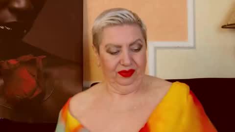 Snapshot of posh_lady chatting on September 16, 9:23 pm LADY POSH online show from September 16, 9:23 pm