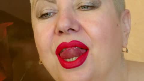 Snapshot of posh_lady chatting on February 5, 9:50 pm LADY POSH online show from February 5, 9:50 pm