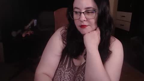Snapshot of posh_mistress chatting on September 24, 1:37 am PoshMistres online show from September 24, 1:37 am