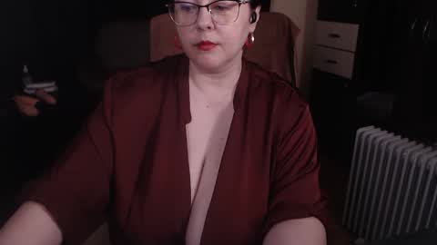 Snapshot of posh_mistress chatting on September 27, 3:14 am PoshMistres online show from September 27, 3:14 am
