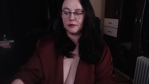 Snapshot of posh_mistress chatting on October 1, 6:07 am PoshMistres online show from October 1, 6:07 am