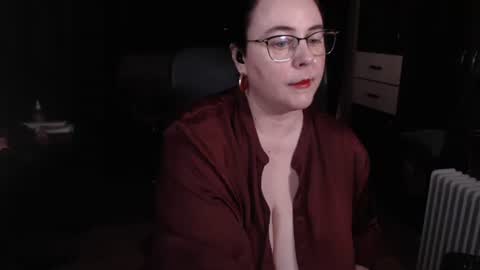 Snapshot of posh_mistress chatting on September 28, 3:46 am PoshMistres online show from September 28, 3:46 am