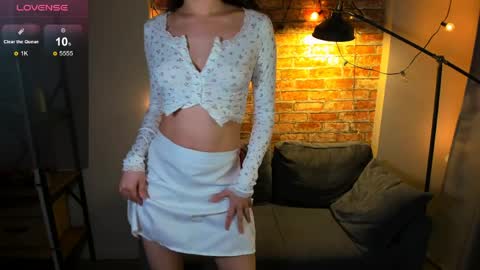 Nancy online show from April 5, 1:32 pm