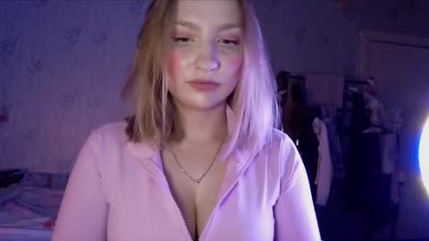 Snapshot of pr_in_cess_ chatting on September 18, 8:40 pm pr_in_cess_ online show from September 18, 8:40 pm