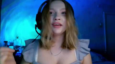pr_in_cess_ online show from June 29, 9:25 pm