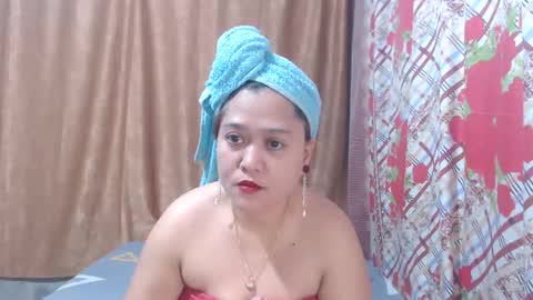 precious0088 online show from April 11, 12:50 am