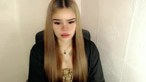 Snapshot of preciousangel69xxx chatting on March 9, 10:30 pm MAXXINE online show from March 9, 10:30 pm