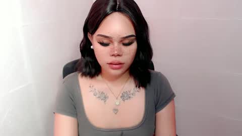 Snapshot of preciousangel69xxx chatting on January 28, 7:32 pm MAXXINE online show from January 28, 7:32 pm