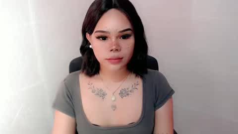 Snapshot of preciousangel69xxx chatting on January 25, 9:25 pm MAXXINE online show from January 25, 9:25 pm