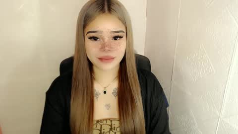 Snapshot of preciousangel69xxx chatting on February 22, 6:50 am MAXXINE online show from February 22, 6:50 am