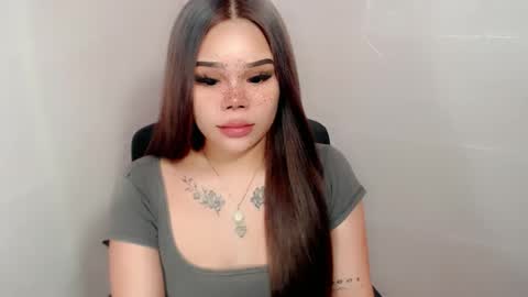 Snapshot of preciousangel69xxx chatting on February 6, 9:28 pm MAXXINE online show from February 6, 9:28 pm