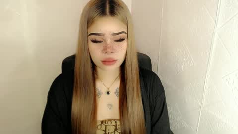 Snapshot of preciousangel69xxx chatting on March 8, 10:24 pm MAXXINE online show from March 8, 10:24 pm