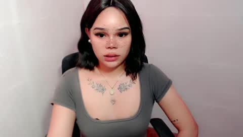 Snapshot of preciousangel69xxx chatting on January 24, 9:04 pm MAXXINE online show from January 24, 9:04 pm