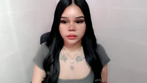 Snapshot of preciousangel69xxx chatting on December 10, 9:11 pm MAXXINE online show from December 10, 9:11 pm