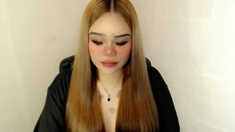 Snapshot of preciousangel69xxx chatting on September 16, 9:23 pm MAXXINE online show from September 16, 9:23 pm