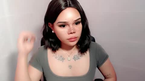Snapshot of preciousangel69xxx chatting on January 7, 10:11 am MAXXINE online show from January 7, 10:11 am