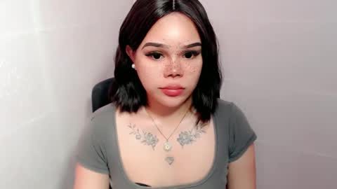 Snapshot of preciousangel69xxx chatting on January 20, 10:29 am MAXXINE online show from January 20, 10:29 am
