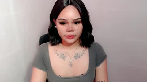 Snapshot of preciousangel69xxx chatting on January 21, 9:57 pm MAXXINE online show from January 21, 9:57 pm