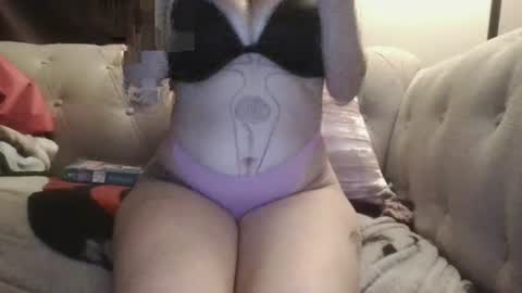preciouspink6 online show from December 10, 4:56 am
