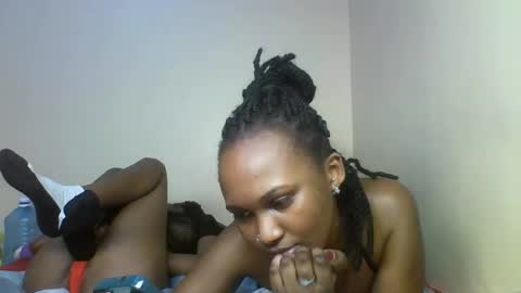 Prettie candy9 online show from October 13, 11:29 pm