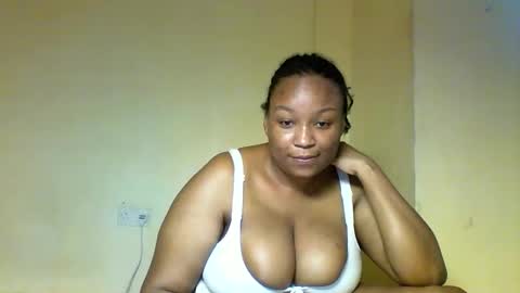 Snapshot of prettie_diva0 chatting on October 1, 3:17 pm Prettie diva online show from October 1, 3:17 pm