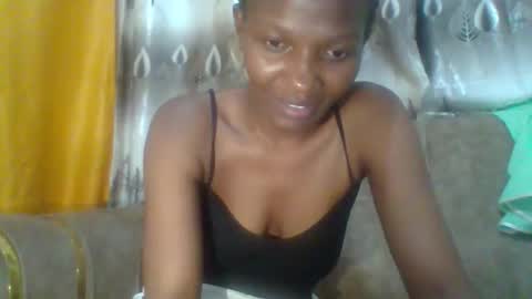 prettie_petitee online show from March 21, 9:20 pm