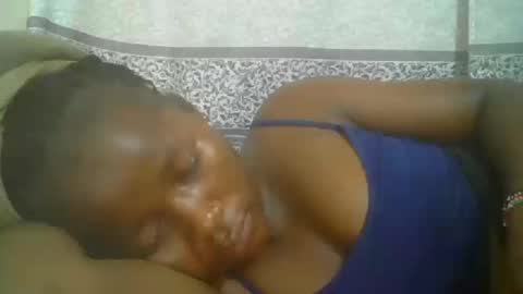 Snapshot of pretty_abella chatting on October 21, 9:46 am abella online show from October 21, 9:46 am