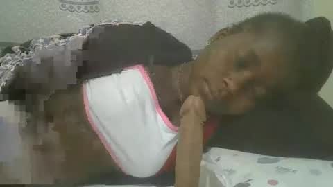 abella online show from February 11, 11:01 pm
