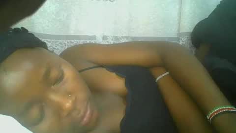 Snapshot of pretty_abella chatting on October 6, 9:19 pm abella online show from October 6, 9:19 pm