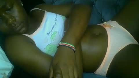 Snapshot of pretty_abella chatting on September 20, 9:40 am abella online show from September 20, 9:40 am