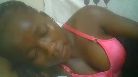 Snapshot of pretty_abella chatting on October 20, 9:45 am abella online show from October 20, 9:45 am