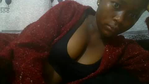 Snapshot of pretty_abella chatting on October 31, 9:02 am abella online show from October 31, 9:02 am