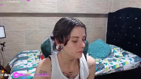 pretty_cristal22 online show from December 18, 3:15 am