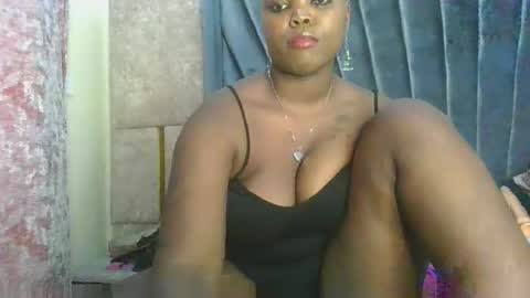 pretty_fel online show from October 2, 4:34 pm