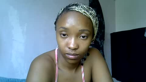 pretty jazminee online show from July 20, 10:18 am