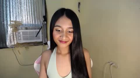 Snapshot of pretty_morenaxx chatting on October 13, 1:36 pm Marimar online show from October 13, 1:36 pm