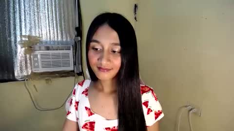 Snapshot of pretty_morenaxx chatting on October 14, 2:08 pm Marimar online show from October 14, 2:08 pm