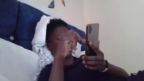 Snapshot of pretty_petite_ebony chatting on October 18, 8:06 am pretty_petite_ebony online show from October 18, 8:06 am
