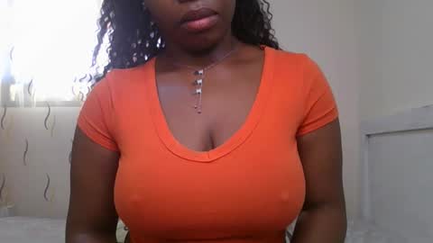 pretty_shila online show from November 6, 9:48 am