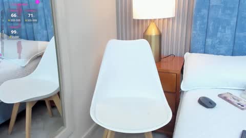 Snapshot of pretty_sunlight_ chatting on October 3, 3:11 am Daisy Flower online show from October 3, 3:11 am