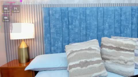 Snapshot of pretty_sunlight_ chatting on October 1, 2:49 am Daisy Flower online show from October 1, 2:49 am