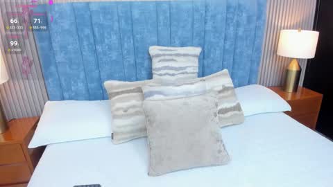 Snapshot of pretty_sunlight_ chatting on September 9, 2:00 am Daisy Flower online show from September 9, 2:00 am