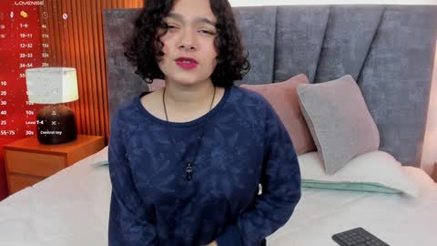 Snapshot of pretty_sunlight_ chatting on February 8, 2:15 am Daisy Flower online show from February 8, 2:15 am