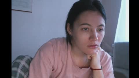Snapshot of prettybella_7 chatting on January 4, 5:16 am Bella online show from January 4, 5:16 am