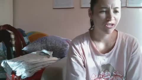 Snapshot of prettybella_7 chatting on September 16, 4:42 am Bella online show from September 16, 4:42 am