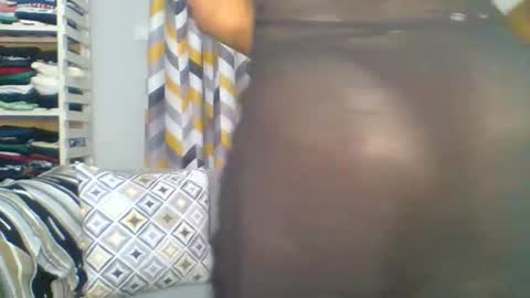 Snapshot of prettyela chatting on October 10, 12:26 am PrettyEla online show from October 10, 12:26 am