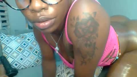 PrettyEla online show from February 21, 10:43 pm