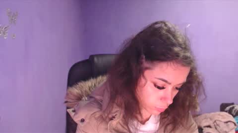 prettyjulliette online show from December 21, 1:53 pm