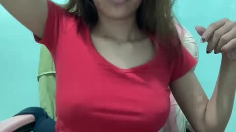Snapshot of prettyph1 chatting on December 22, 6:04 pm LYNDA online show from December 22, 6:04 pm
