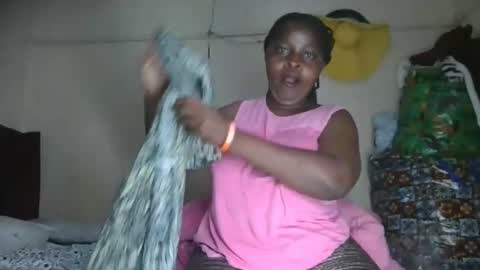 prettyshally online show from December 20, 1:42 am